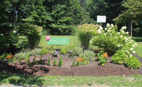 Colombian Cultural Garden on One World Day